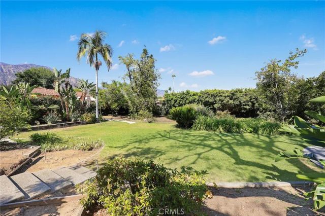 206 Oak Meadow Road, Sierra Madre, CA 91024