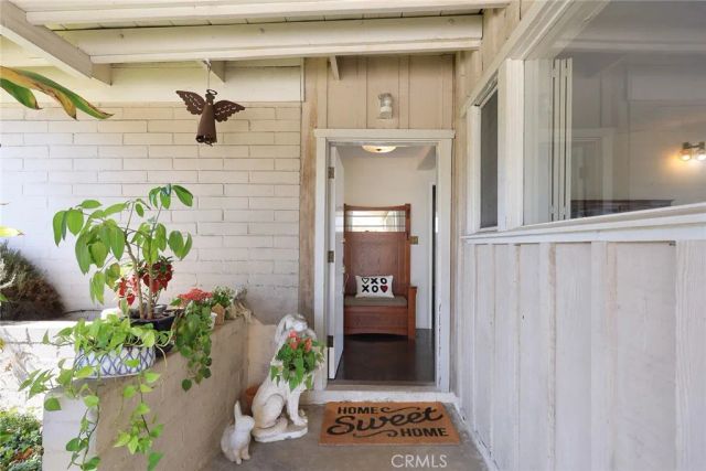 206 Oak Meadow Road, Sierra Madre, CA 91024