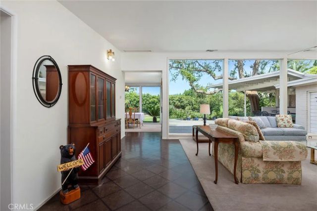 206 Oak Meadow Road, Sierra Madre, CA 91024
