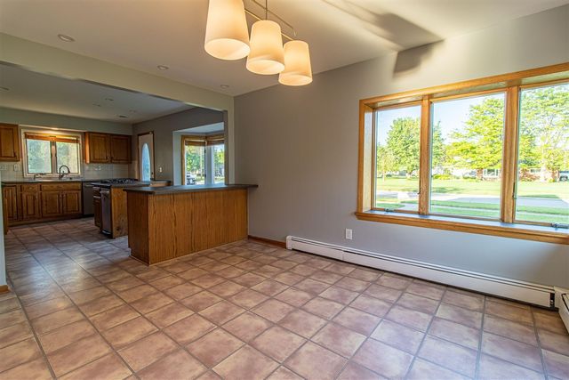 30007 Maison Street, Saint Clair Shores, MI 48082