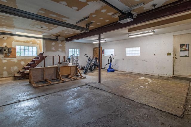 30007 Maison Street, Saint Clair Shores, MI 48082