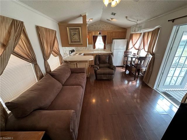 124 Humming bird Circle, New London, NC 28127