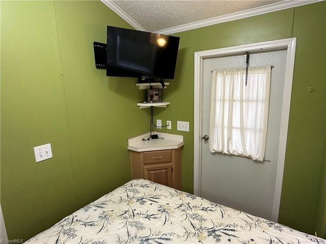 124 Humming bird Circle, New London, NC 28127