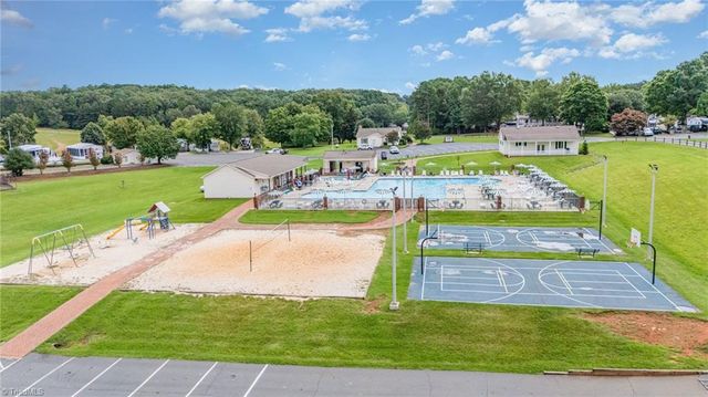 124 Humming bird Circle, New London, NC 28127