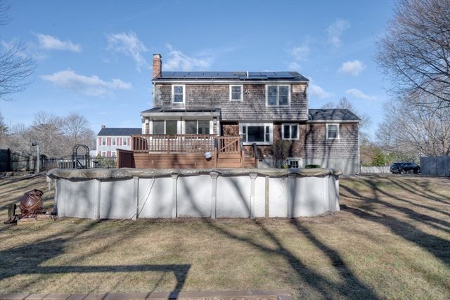 16 Stacey Way, Weymouth, MA 02190