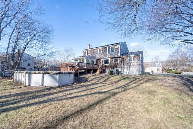 16 Stacey Way, Weymouth, MA 02190