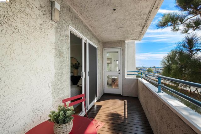 535 Pierce Street 1300, Albany, CA 94706