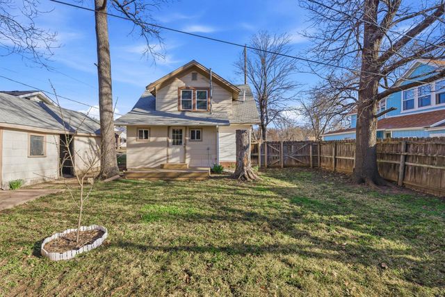 911 W 3rd Ave, El Dorado, KS 67042