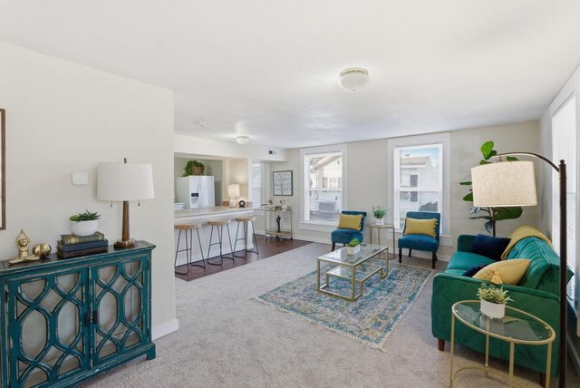 911 W 3rd Ave, El Dorado, KS 67042