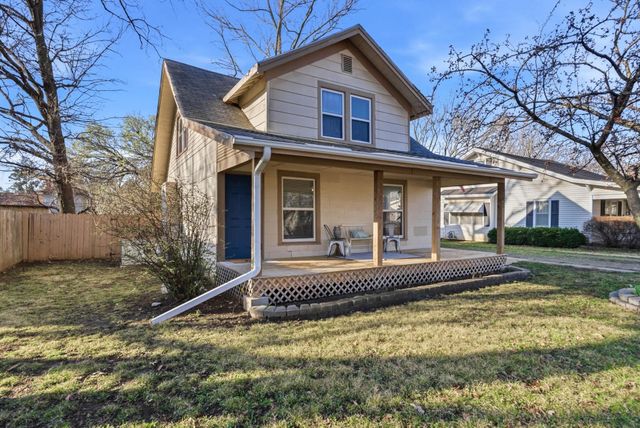 911 W 3rd Ave, El Dorado, KS 67042