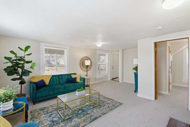 911 W 3rd Ave, El Dorado, KS 67042