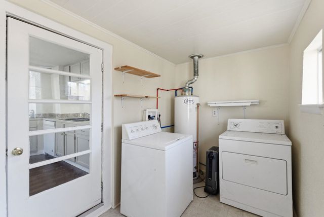 911 W 3rd Ave, El Dorado, KS 67042