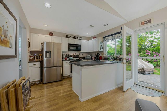 229 Glen Drive, Ridge, NY 11961