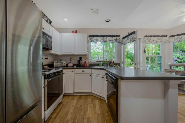 229 Glen Drive, Ridge, NY 11961