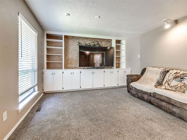 2705 Morning Glory Drive, Norman, OK 73026