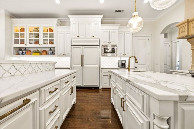 6714 Glendora Avenue, Dallas, TX 75230