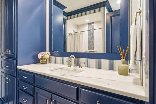 6714 Glendora Avenue, Dallas, TX 75230