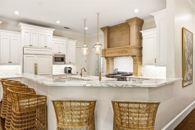 6714 Glendora Avenue, Dallas, TX 75230