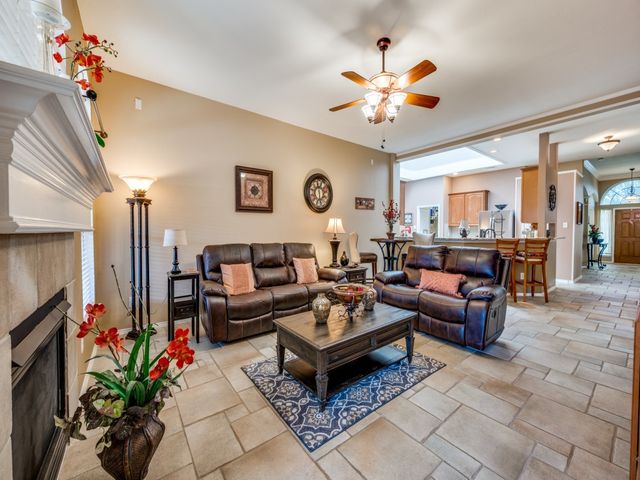5800 Legend Lane, The Colony, TX 75056