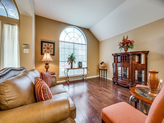 5800 Legend Lane, The Colony, TX 75056