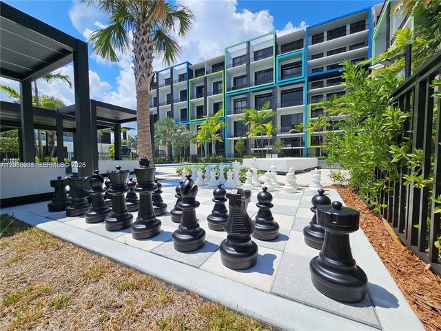 4400 Sunrise Boulevard S2-B, Plantation, FL 33317