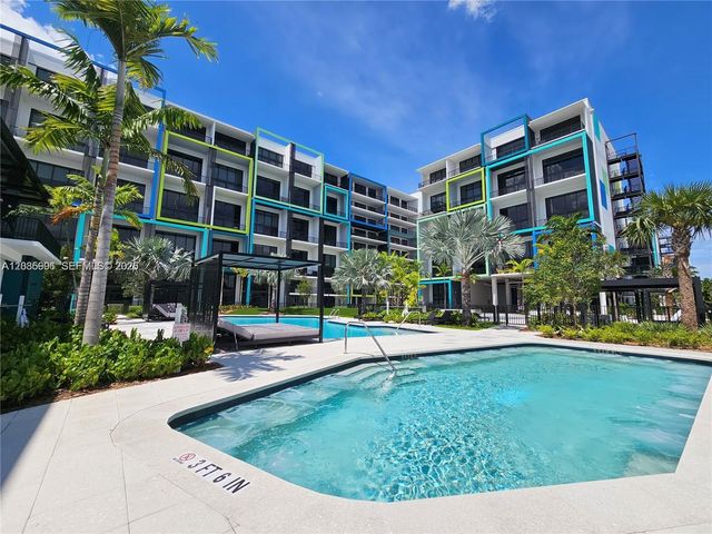 4400 Sunrise Boulevard S2-B, Plantation, FL 33317