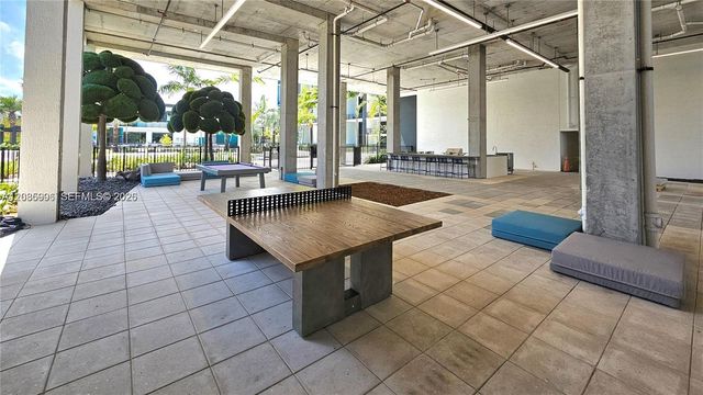 4400 Sunrise Boulevard S2-B, Plantation, FL 33317