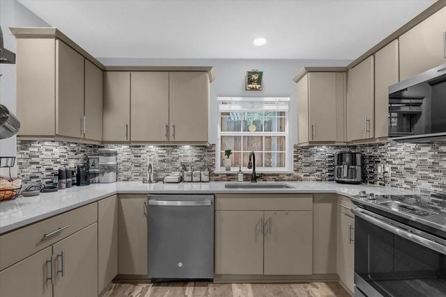 107 NE IVANHOE BOULEVARD, Orlando, FL 32804