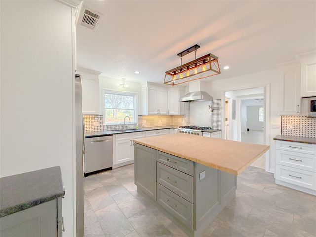 2827 SANCTUARY LANE, Winter Garden, FL 34787