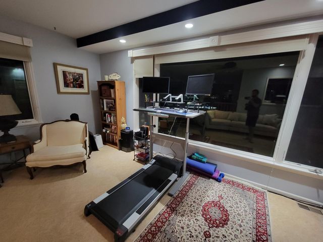 4 Forest Knolls, Decatur, IL 62521