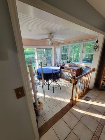 4 Forest Knolls, Decatur, IL 62521