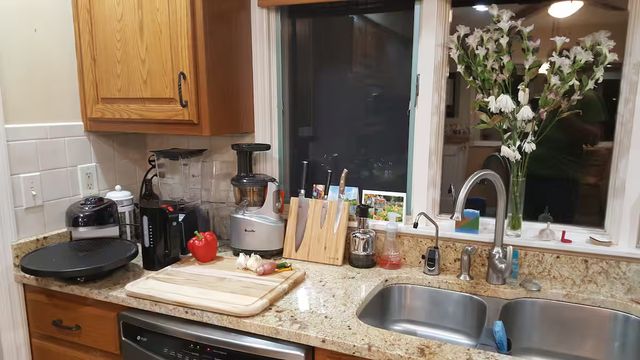 4 Forest Knolls, Decatur, IL 62521