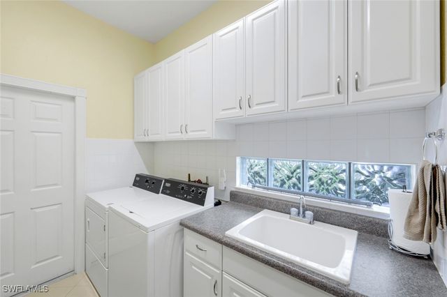 3112 Dominica WAY, Naples, FL 34119