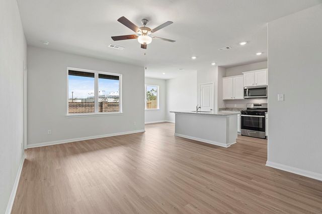 1135 Campside Drive, Beasley, TX 77417