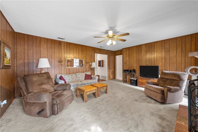 5030 Lake Shore Drive, Waco, TX 76710