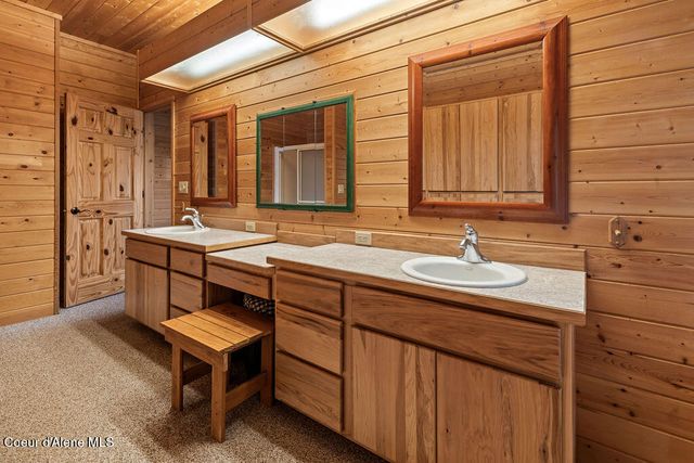 27227 S Highway 97, Harrison, ID 83833