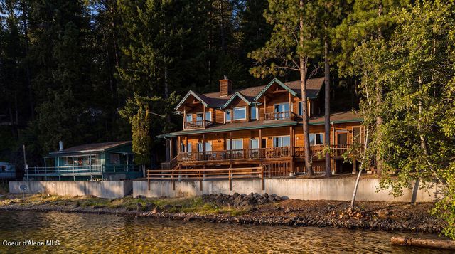 27227 S Highway 97, Harrison, ID 83833