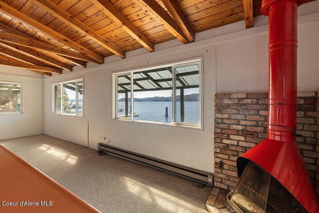 27227 S Highway 97, Harrison, ID 83833
