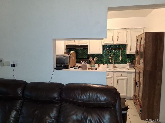 18778 Valencia, Hesperia, CA 92345