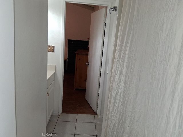 18778 Valencia, Hesperia, CA 92345