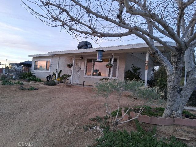 18778 Valencia, Hesperia, CA 92345