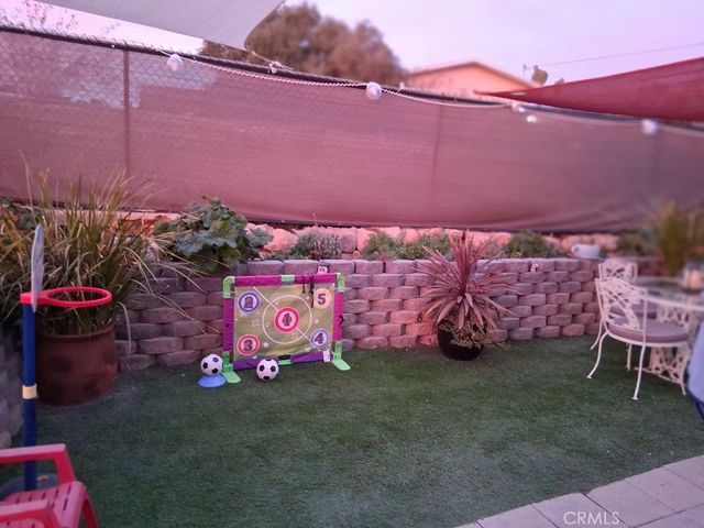 18778 Valencia, Hesperia, CA 92345