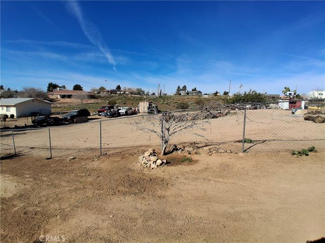 18778 Valencia, Hesperia, CA 92345