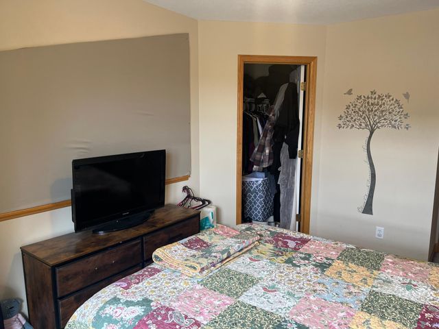 9174 Overlook Lane, Monticello, MN 55362
