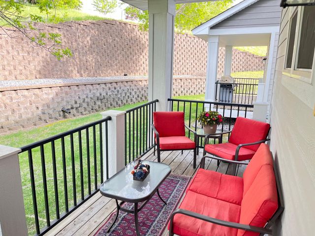 9174 Overlook Lane, Monticello, MN 55362