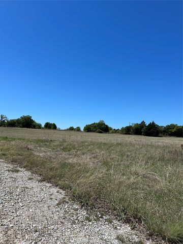276 Legacy Lane, Bowie, TX 76230