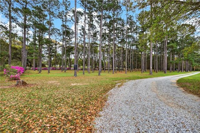 11075B Straub Road, Grand Bay, AL 36541