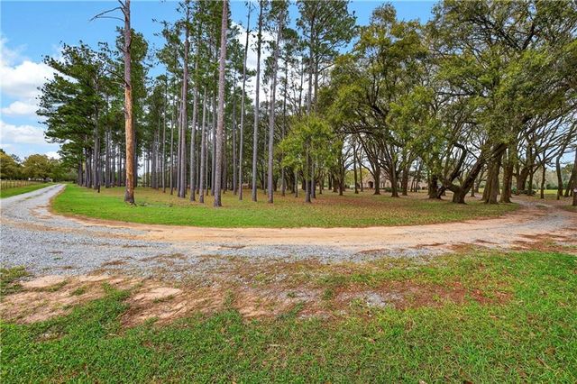 11075B Straub Road, Grand Bay, AL 36541