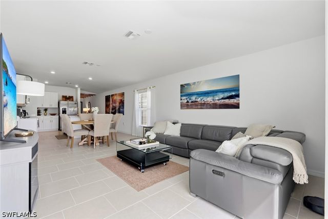 12119 Shortleaf Pine TRL, Fort Myers, FL 33966