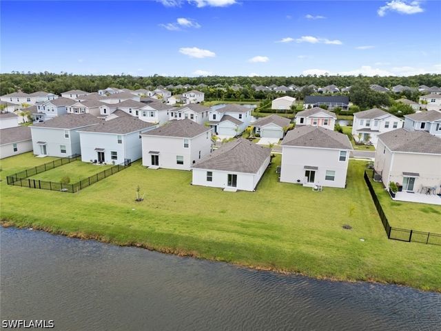 12119 Shortleaf Pine TRL, Fort Myers, FL 33966